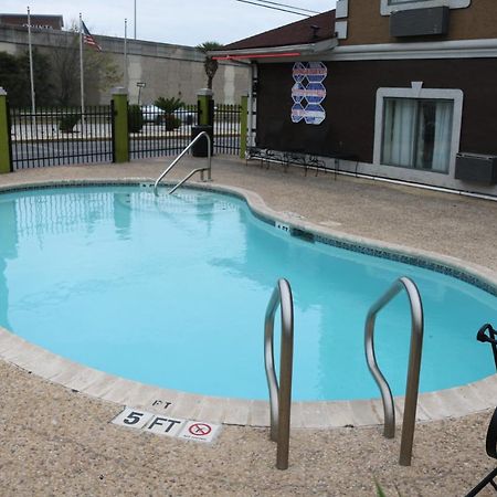 Hotel Super 8 By Wyndham San Antonio/I-35 North Extérieur photo